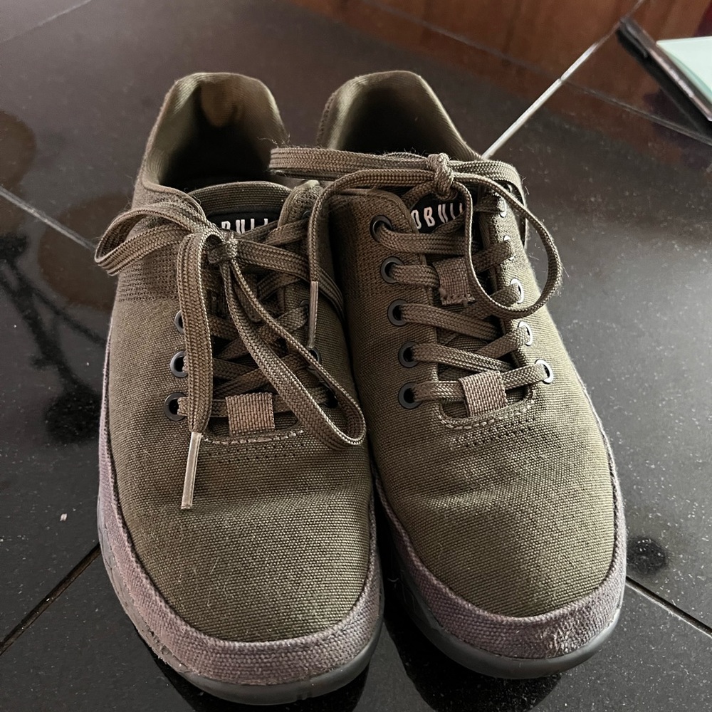 NOBULL Canvas Trainers—Sz7.5